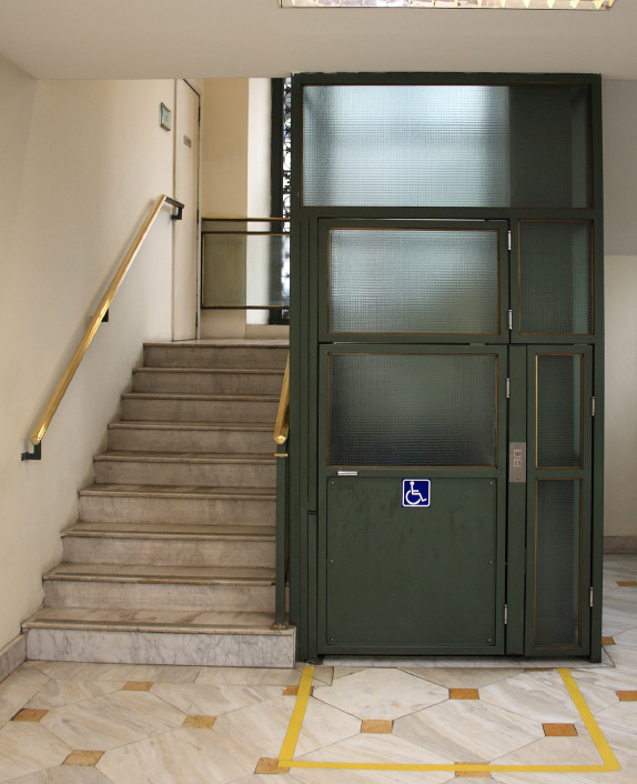 Wheelchair Lift