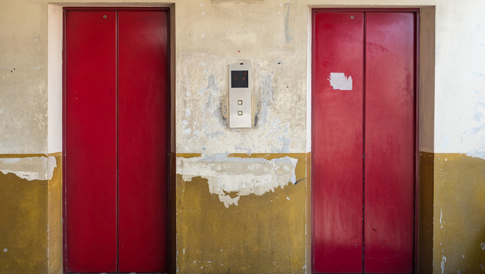 Signs To Replace and Update Your Elevator